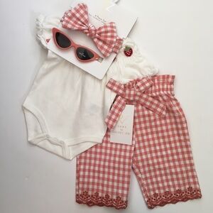 NEW (0-3M) 4pc Infant Girls Bodysuit Pants Headband Sunglasses | Rachel Zoe